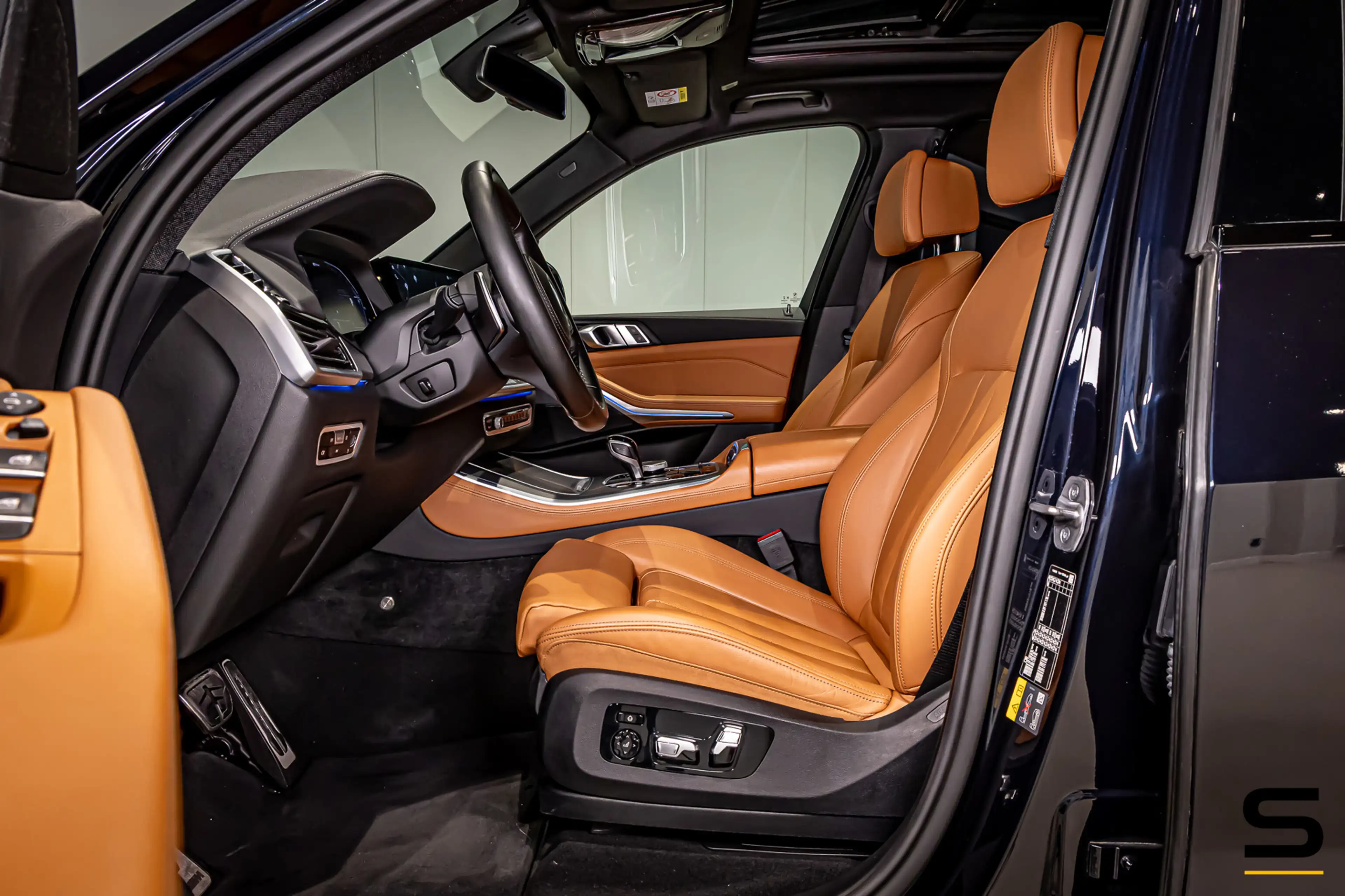 BMW X5 XDrive45e High Executive|M-sport|Pano|HUD|Cam|E-tr — photo 25