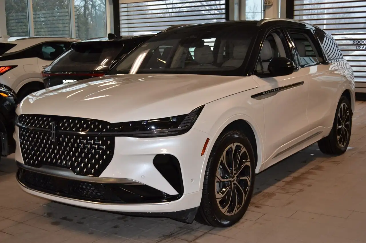 2024 Lincoln Nautilus