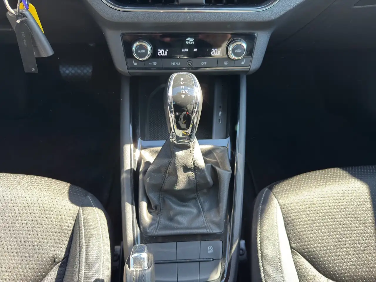 Skoda Kamiq 1.0 TSI DSG Tour PDC*CAR-PLAY*SHZ Klima, миниатюра 16