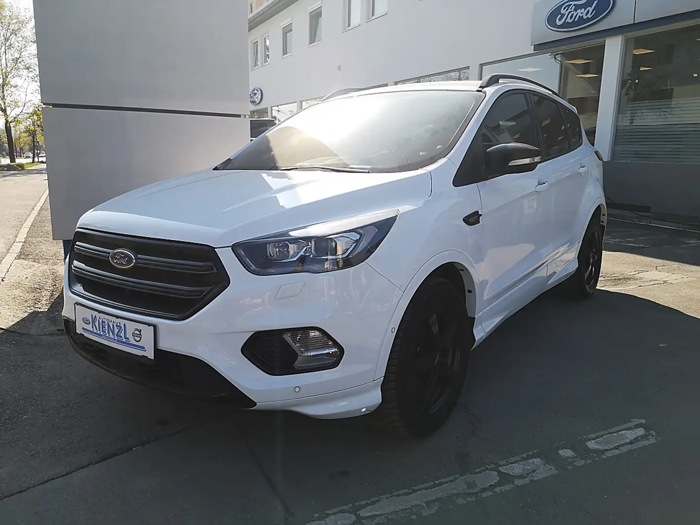 Ford Kuga 2,0 TDCi ST-Line Weiß - 1