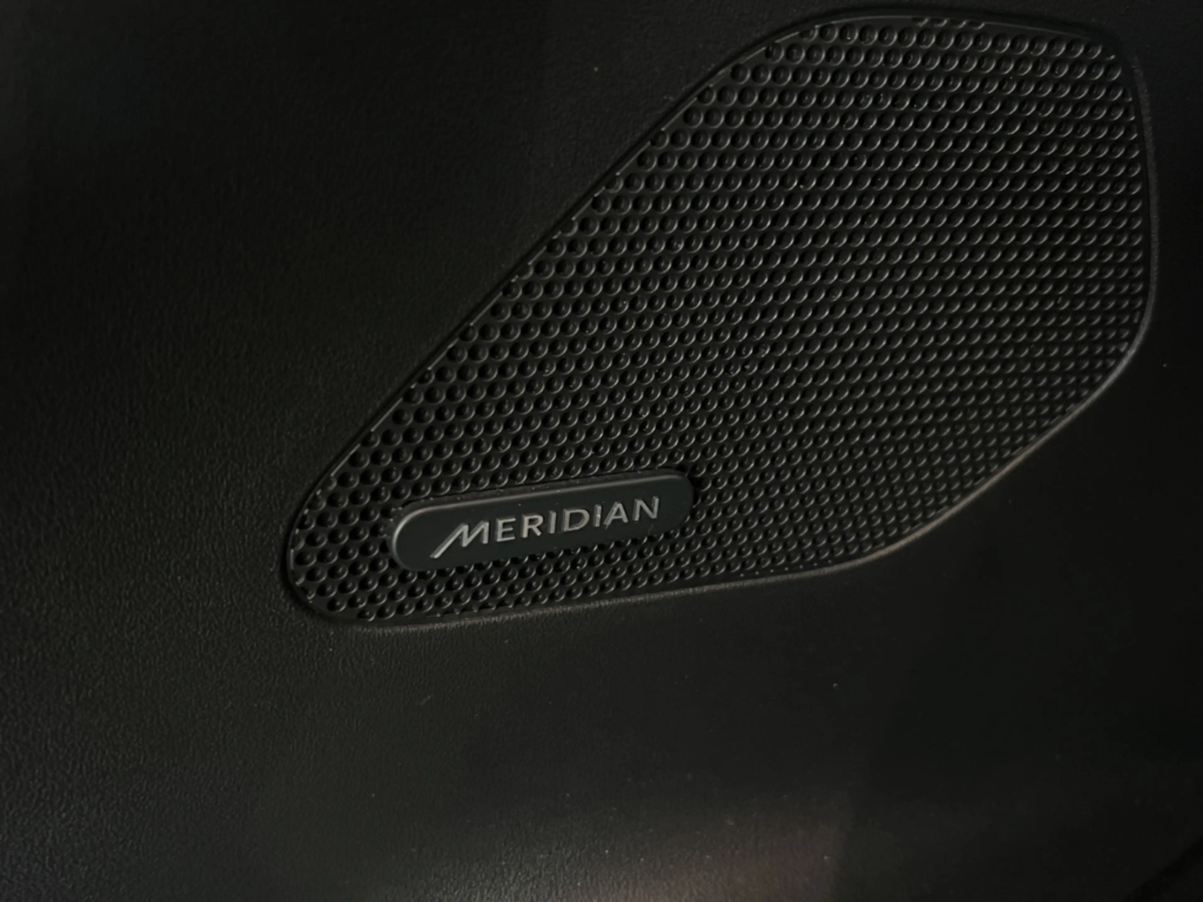 Jaguar F-Pace 3.0l v6 R-Sport AWD/Keyless/SitzHz — photo 10