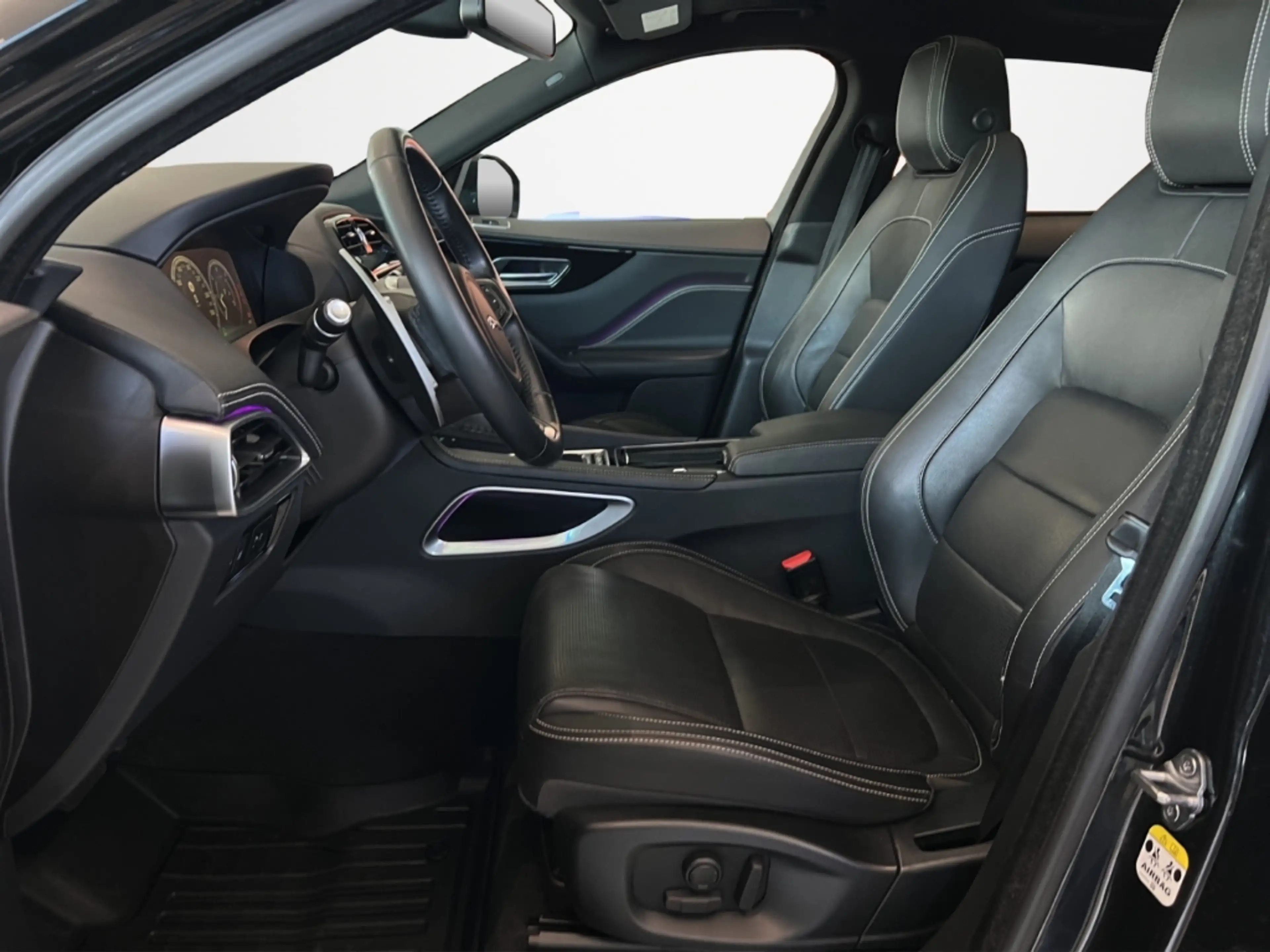 Jaguar F-Pace 3.0l v6 R-Sport AWD/Keyless/SitzHz — photo 11
