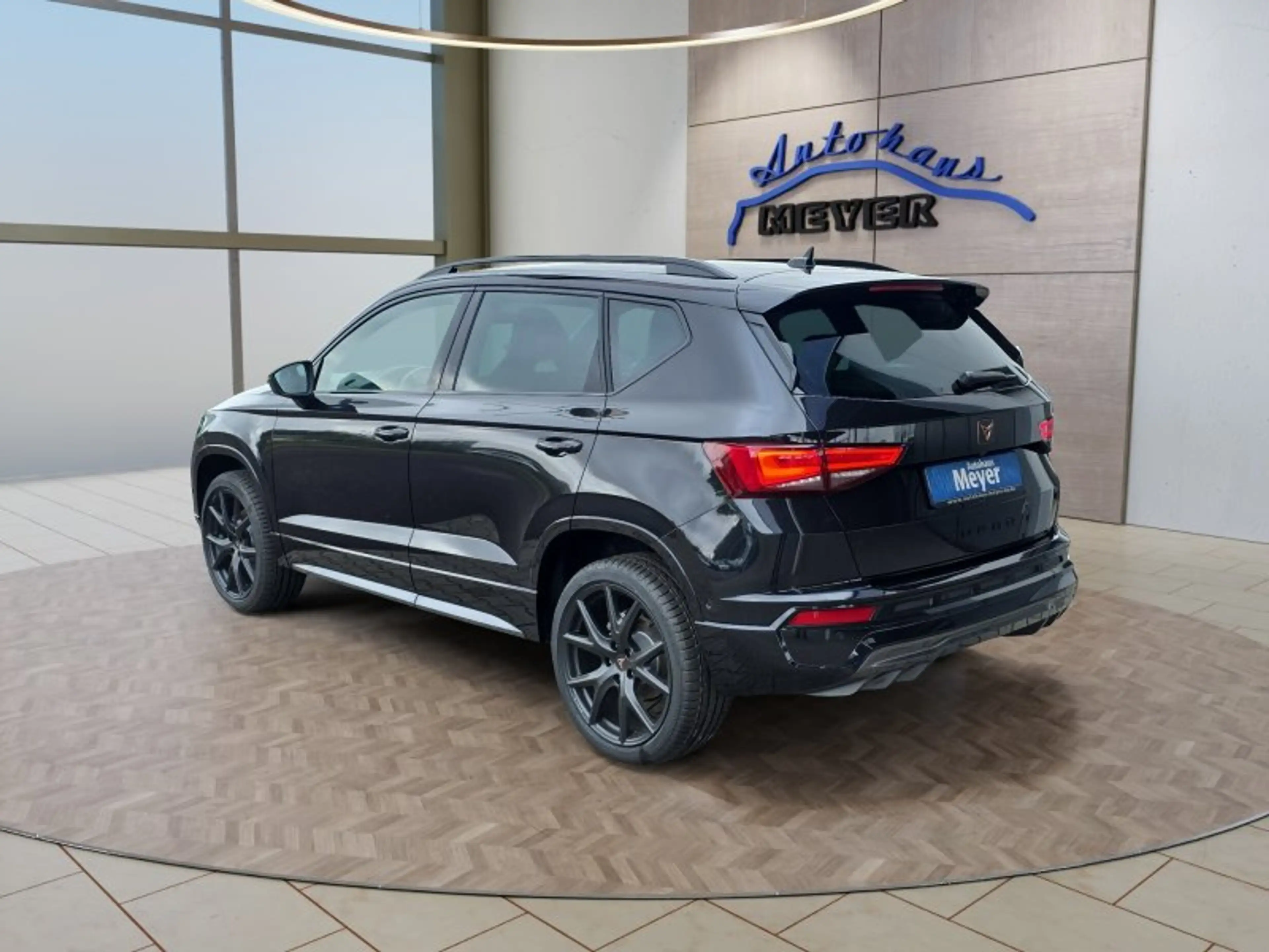 CUPRA Ateca 1,5TSI DSG 5*J.Gar/AHK/Leder/Navi/el.Klappe   ** — photo 3