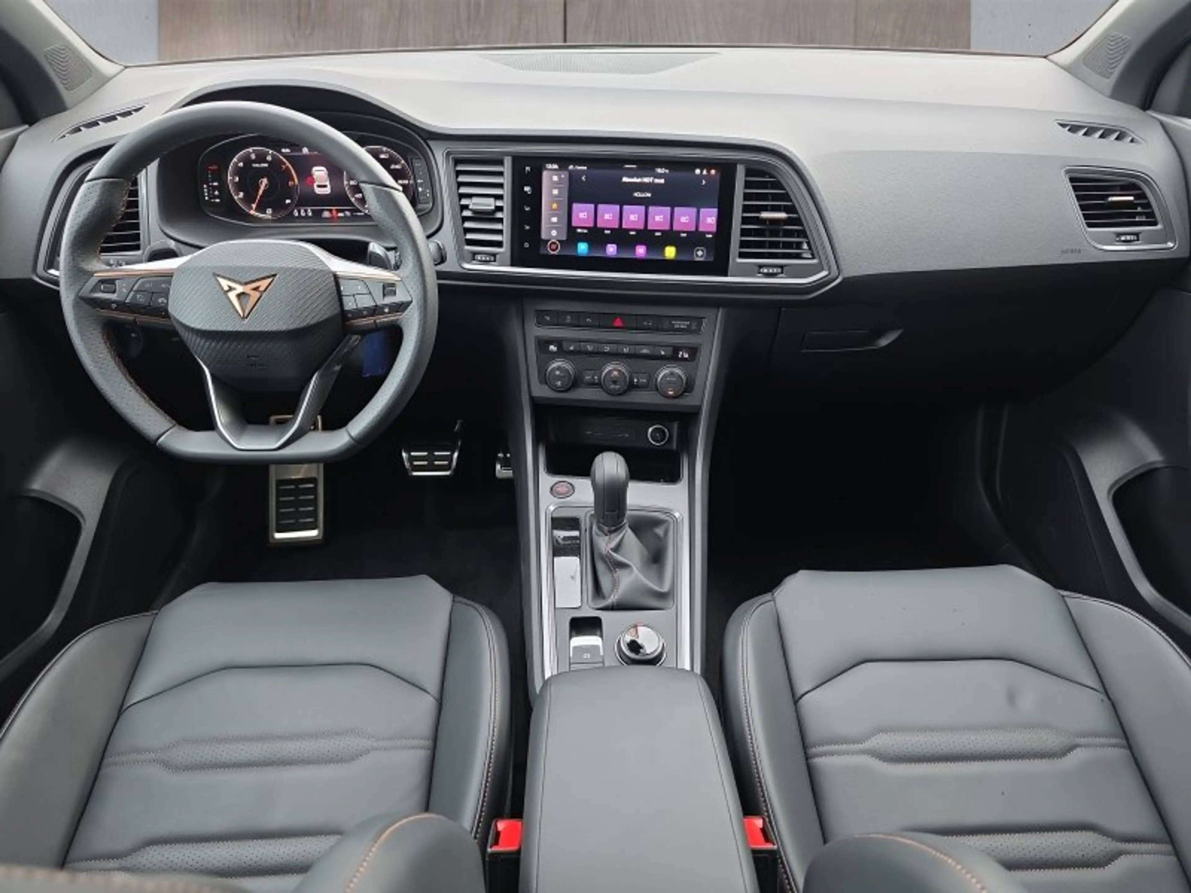 CUPRA Ateca 1,5TSI DSG 5*J.Gar/AHK/Leder/Navi/el.Klappe   ** — photo 10