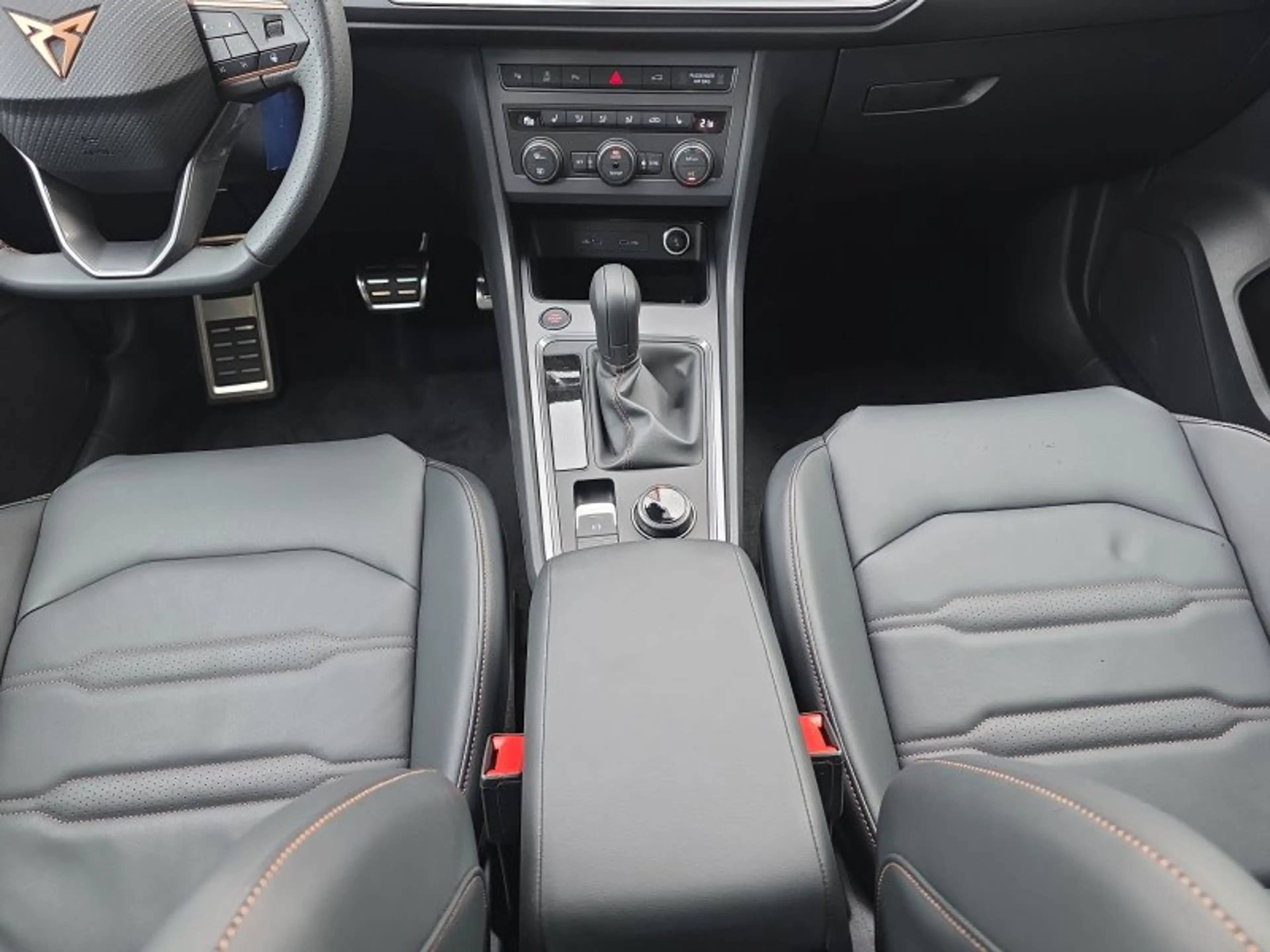 CUPRA Ateca 1,5TSI DSG 5*J.Gar/AHK/Leder/Navi/el.Klappe   ** — photo 12