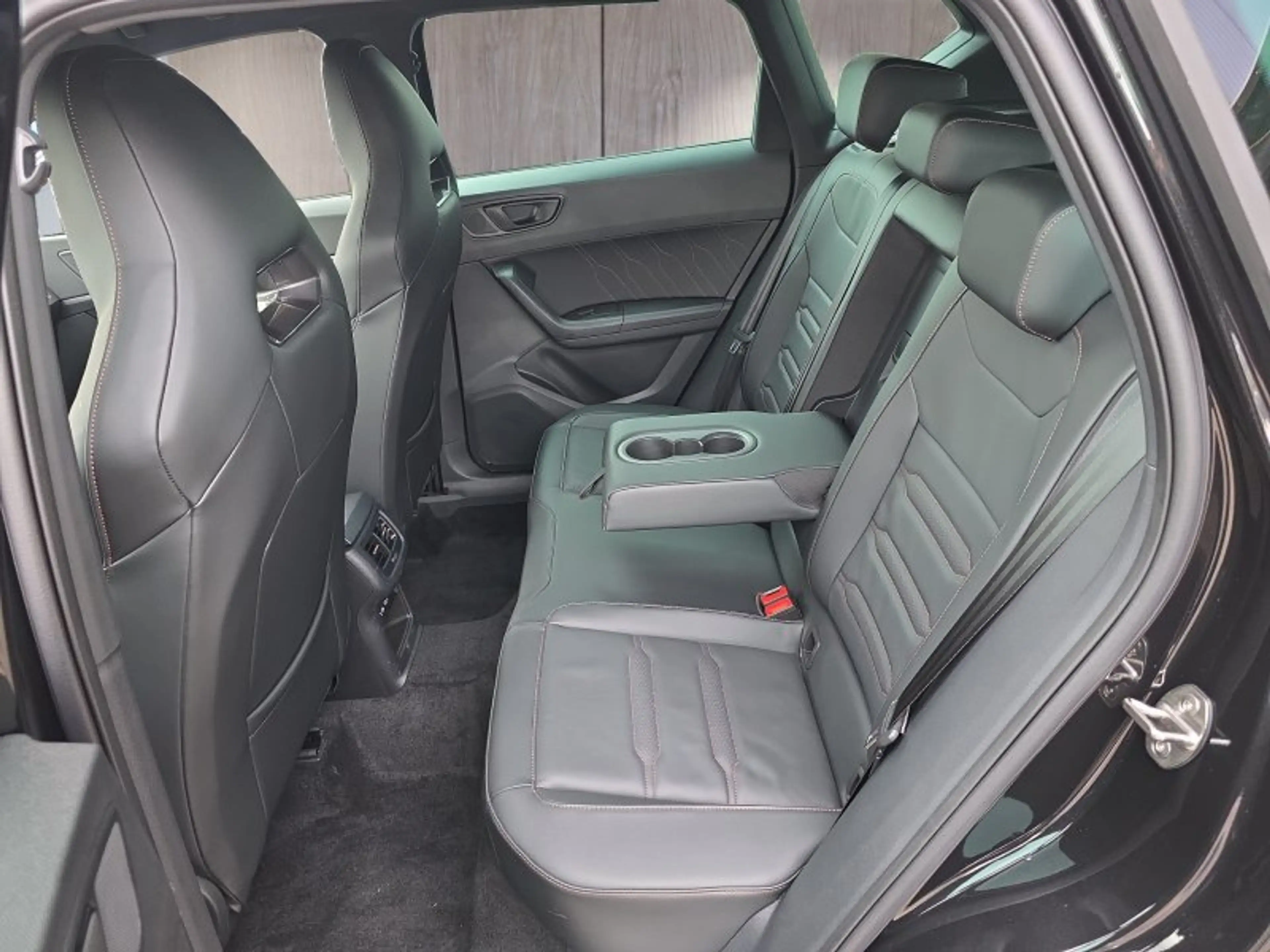 CUPRA Ateca 1,5TSI DSG 5*J.Gar/AHK/Leder/Navi/el.Klappe   ** — photo 14