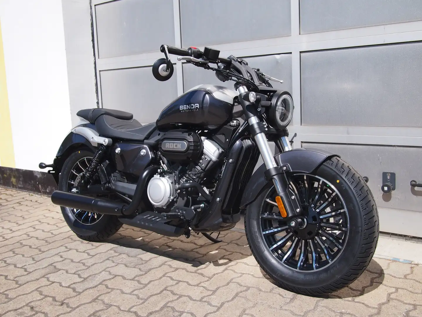 Benda Rock 125 Schwarz - 2