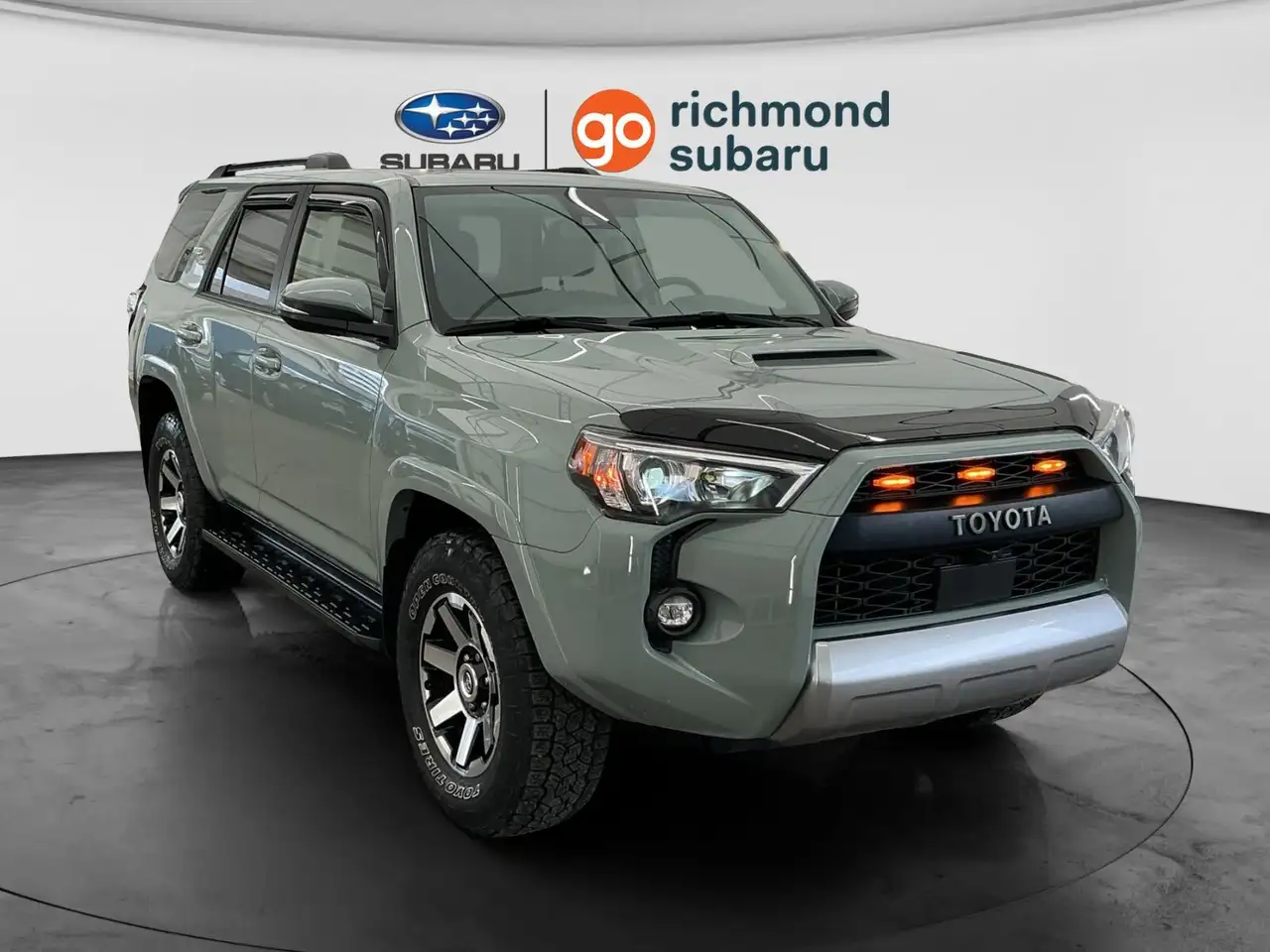 Toyota 4-Runner снимка Toyota 4-Runner
