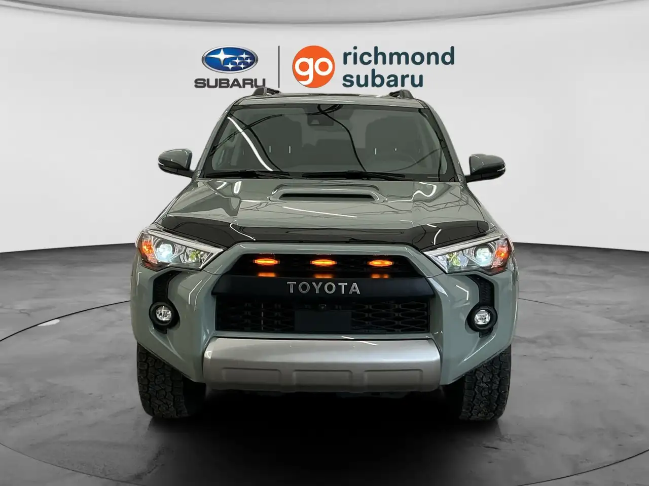 Toyota 4-Runner снимка Toyota 4-Runner