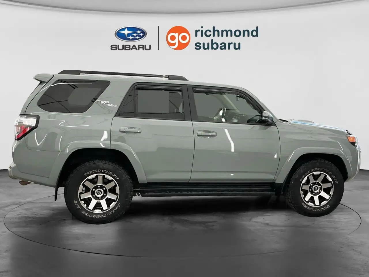 Toyota 4-Runner снимка Toyota 4-Runner