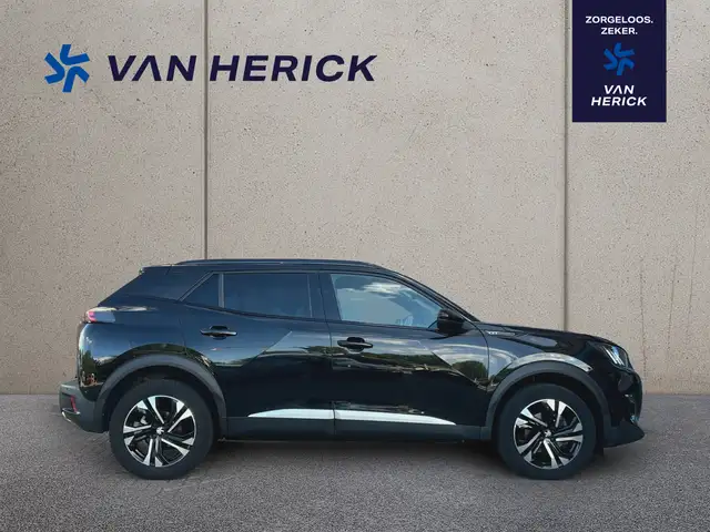 Peugeot 2008 view 3