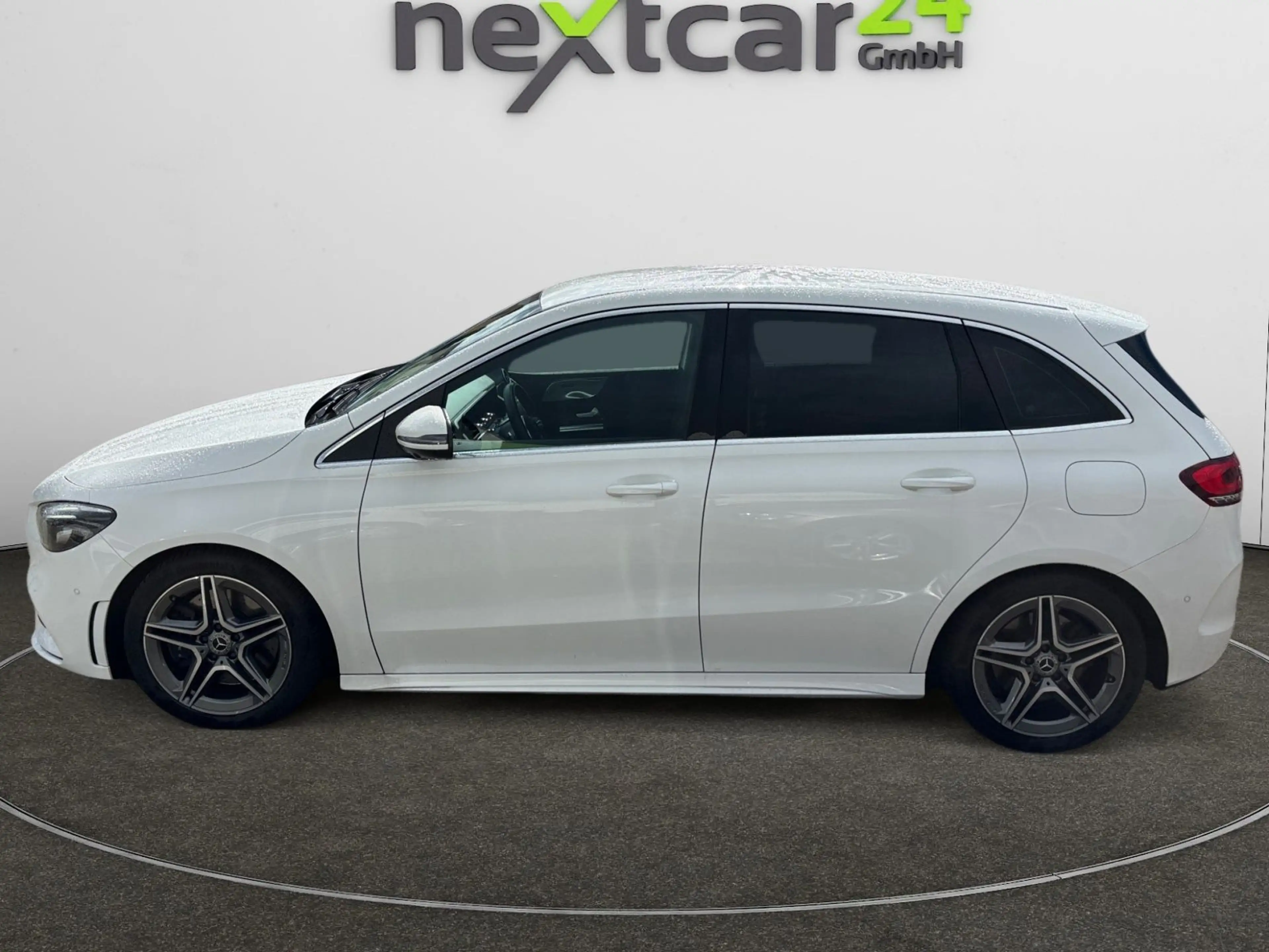 Mercedes-Benz B 250 AMG-LINE|MBUX|ALCANATRA| — photo 2
