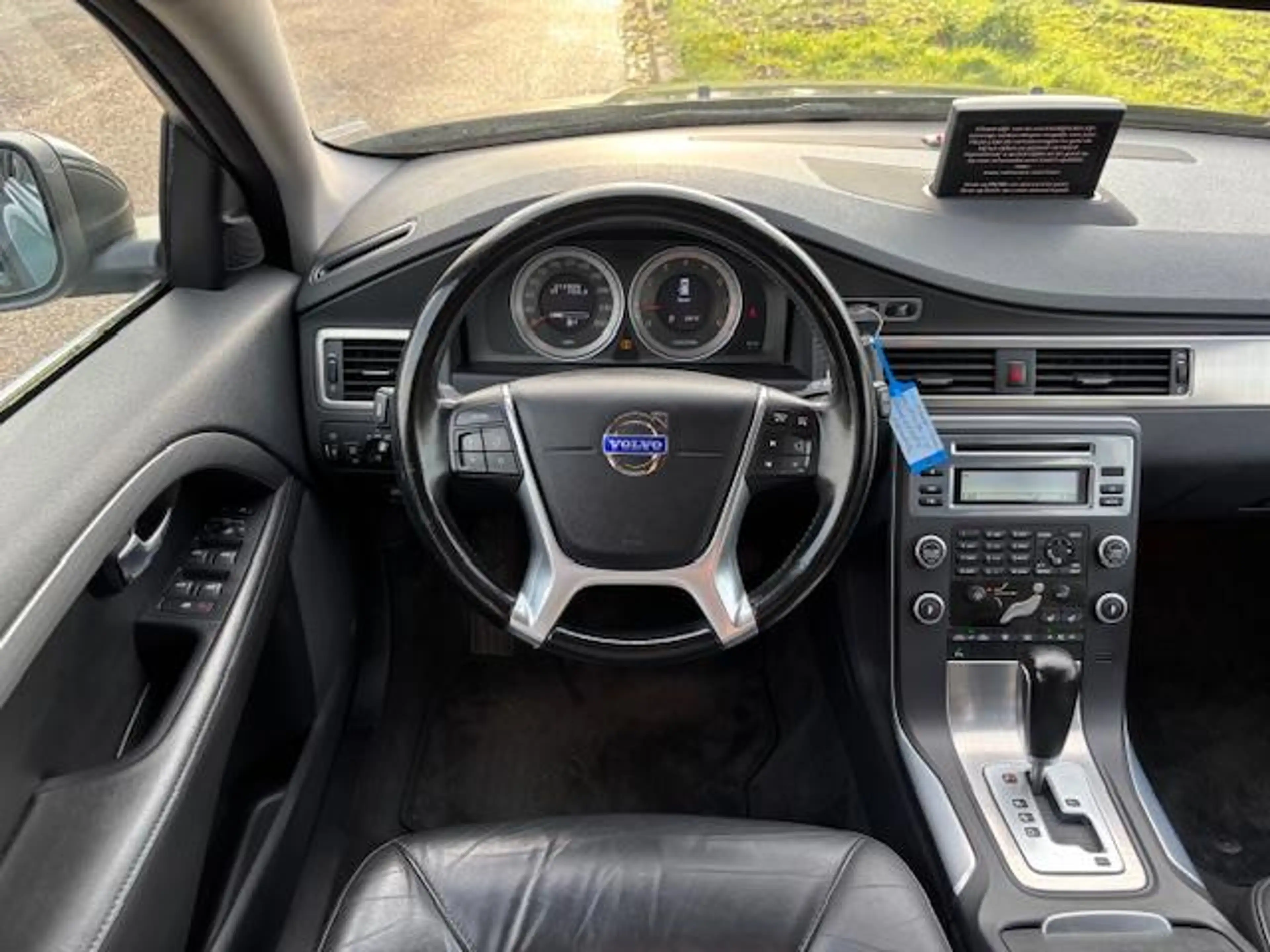 Volvo V70 1.6 T4 Momentum Automaat ECC Audio/CD Navigatie LM — photo 9