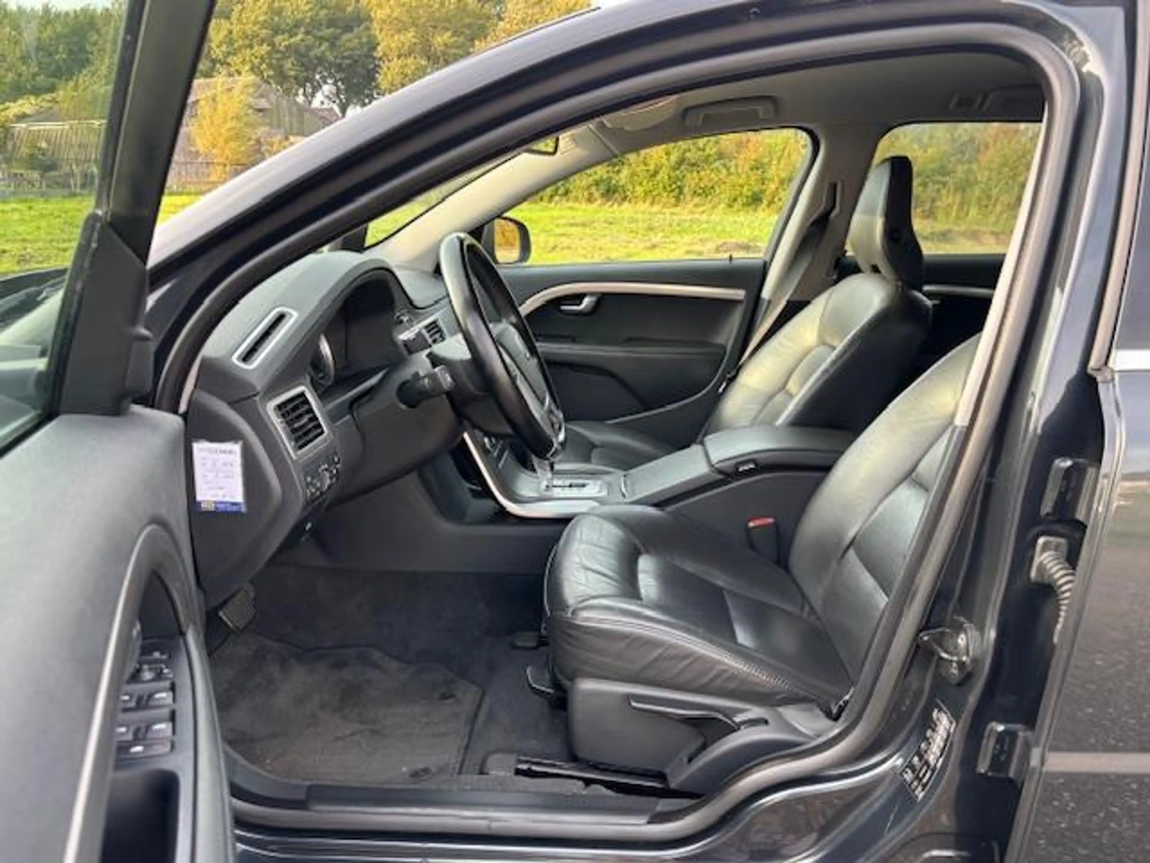 Volvo V70 1.6 T4 Momentum Automaat ECC Audio/CD Navigatie LM — photo 19