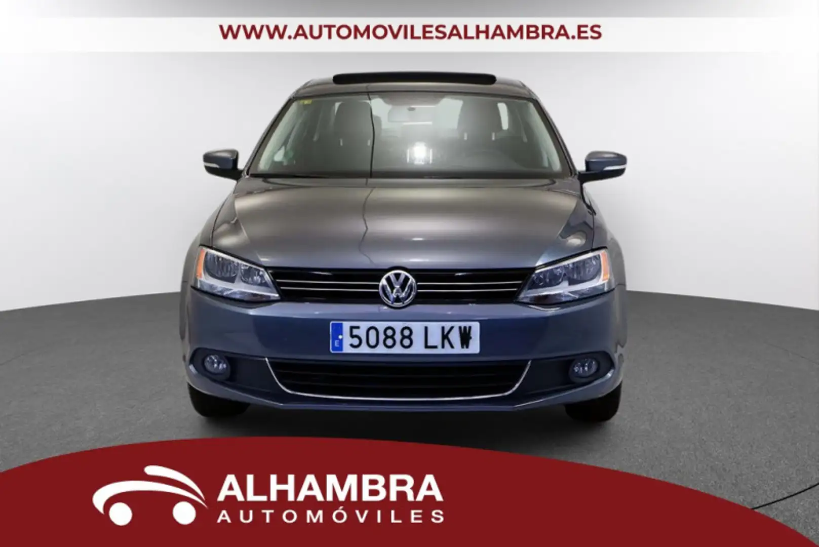 Volkswagen Jetta 2.0 TSI Sport - 2