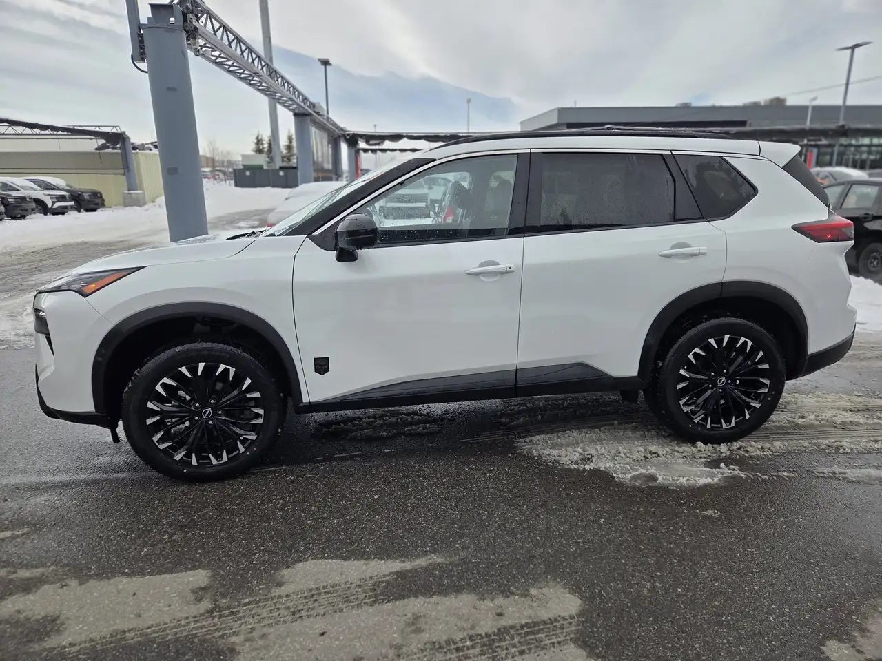 Nissan Rogue снимка Nissan Rogue