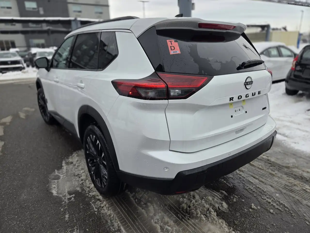 Nissan Rogue снимка Nissan Rogue