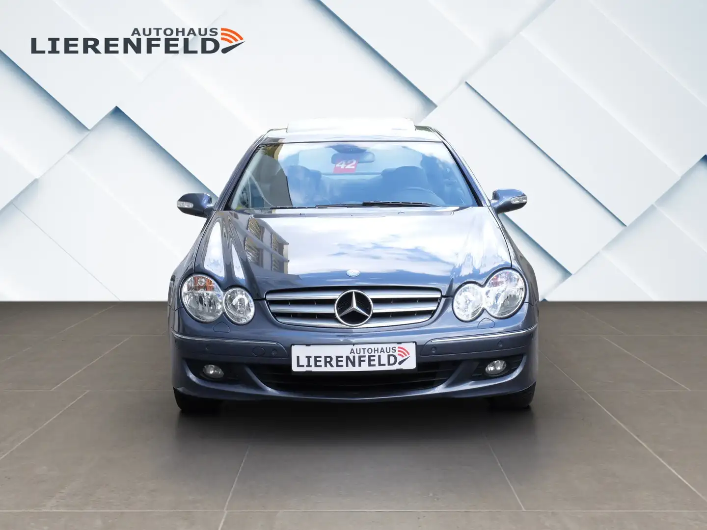 Mercedes-Benz CLK 280 Elegance Automatik Leder Navi Schiebedach Šedá - 2