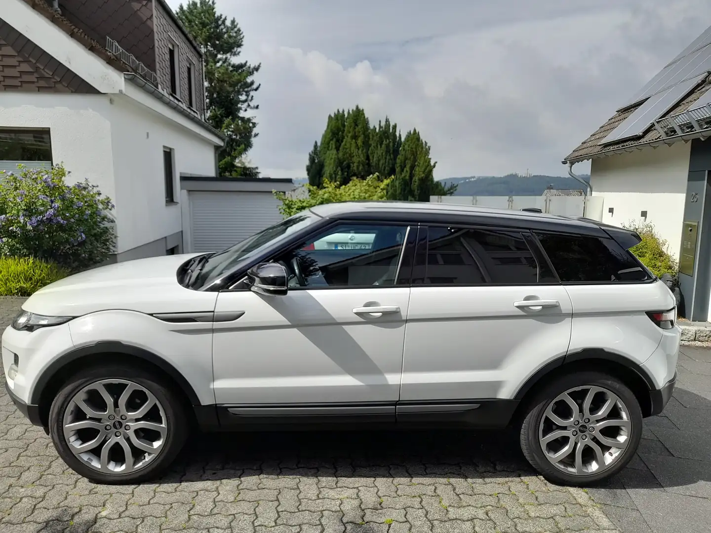 Land Rover Range Rover Evoque Range Rover Evoque SD4 Aut. Dynamic Weiß - 2