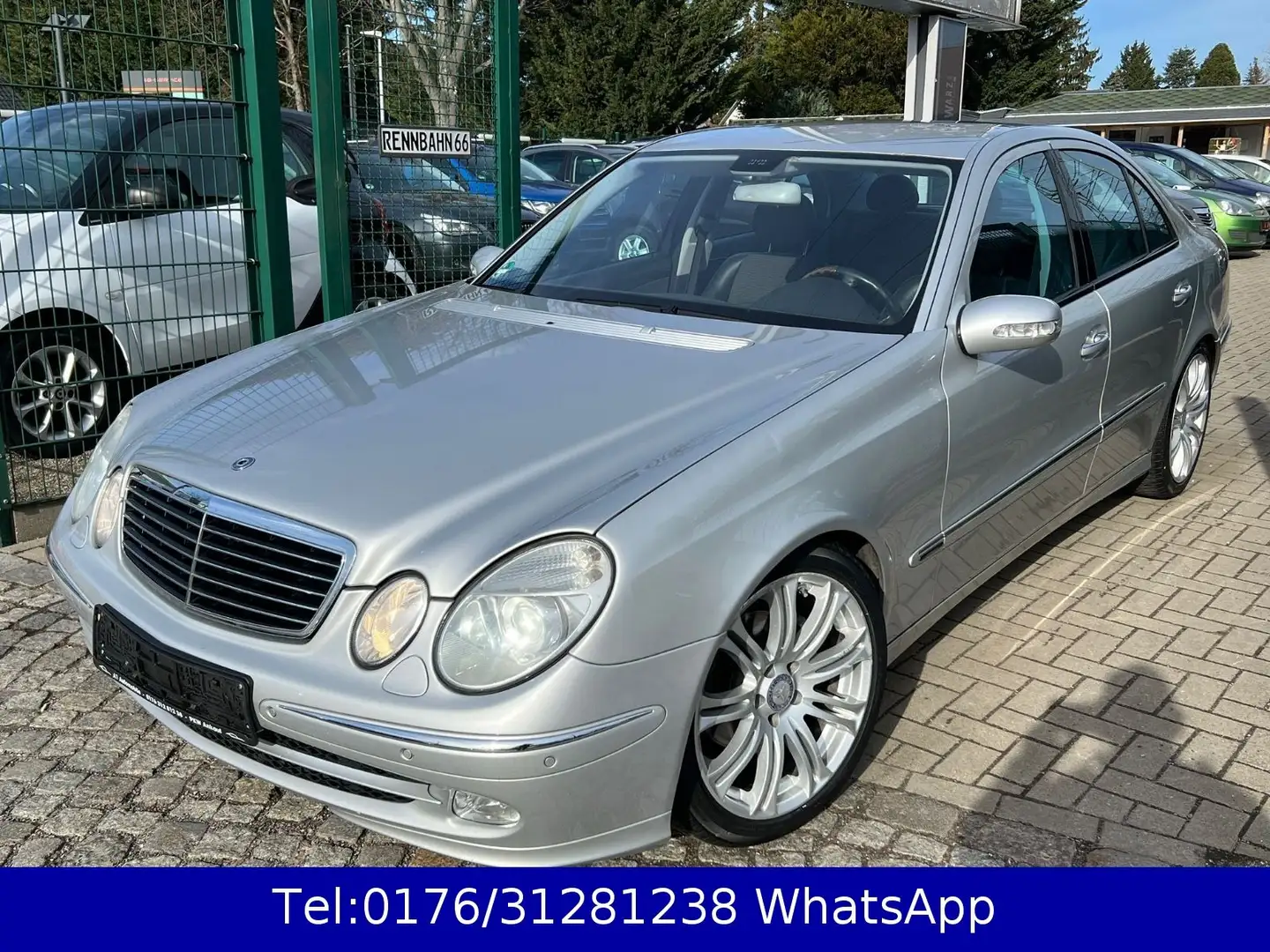 Mercedes-Benz E 240 AVANTGARDE !! Xenon !! Teilleder !! Auto. Silber - 1