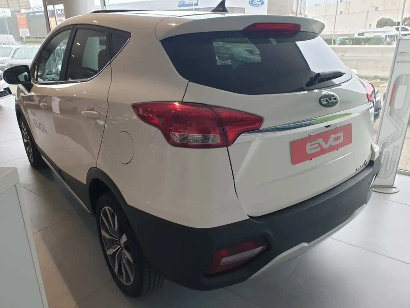 EVO EVO4 1.6 Fehér - 2
