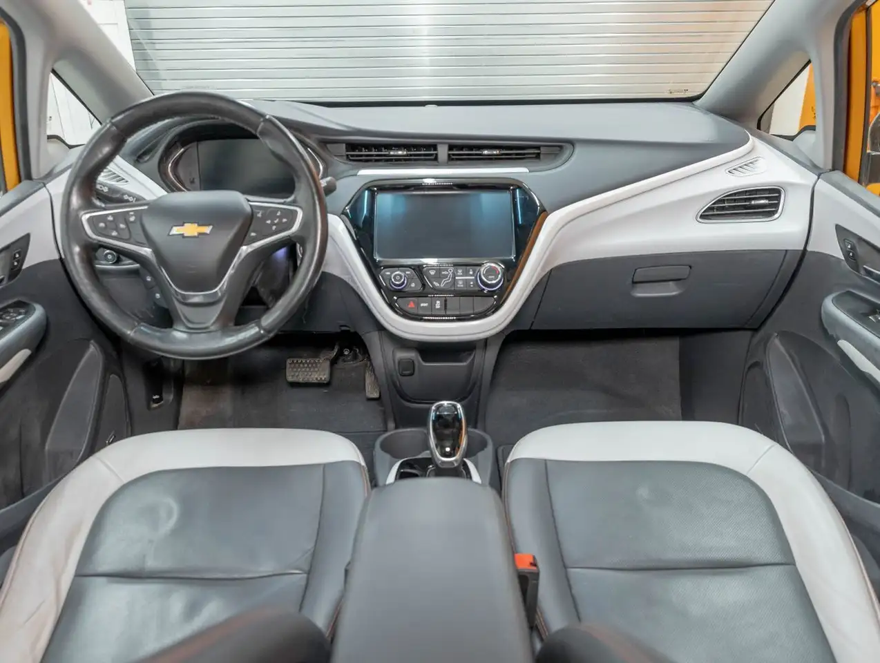 Chevrolet Bolt снимка Chevrolet Bolt