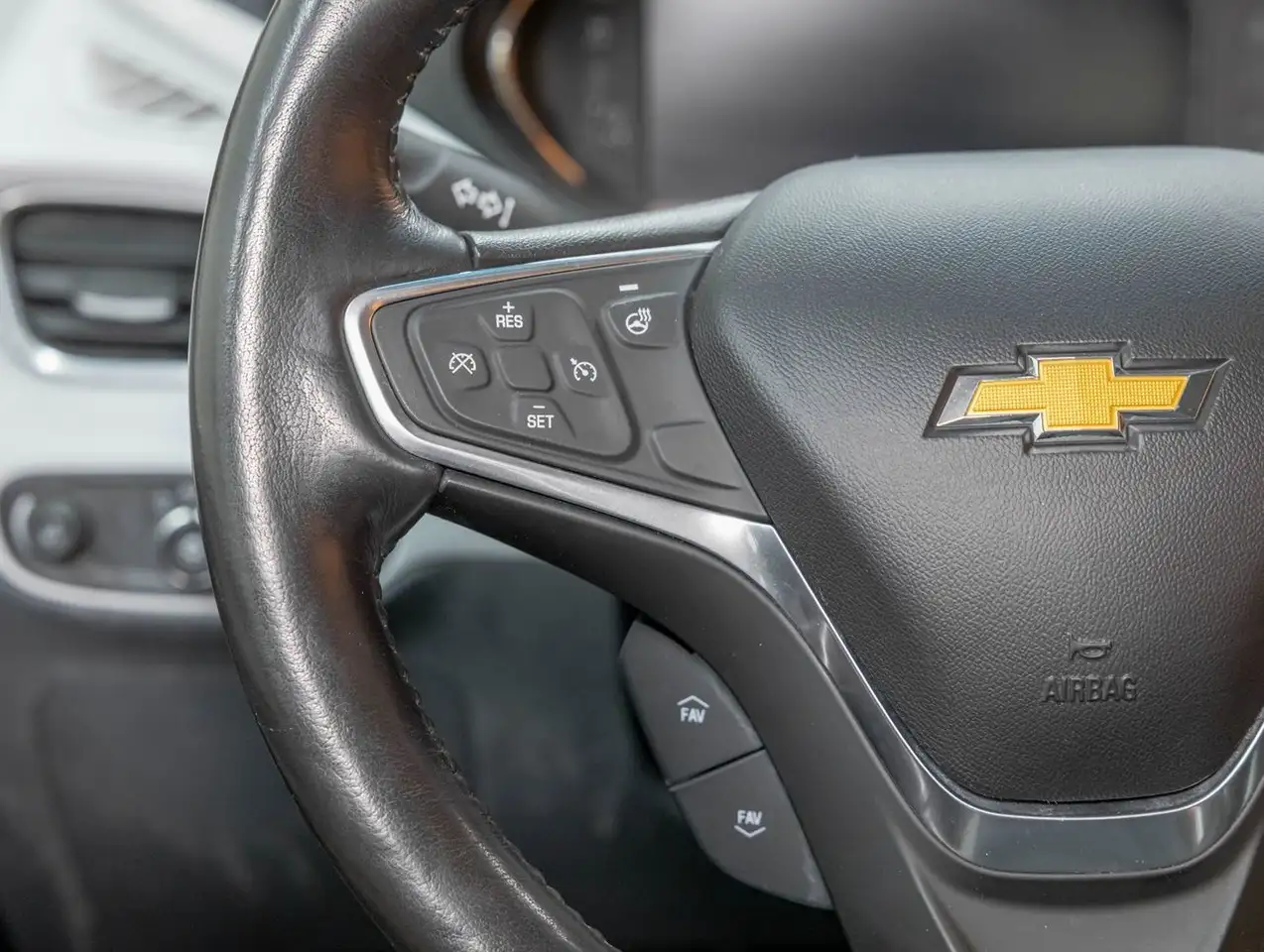 Chevrolet Bolt снимка Chevrolet Bolt