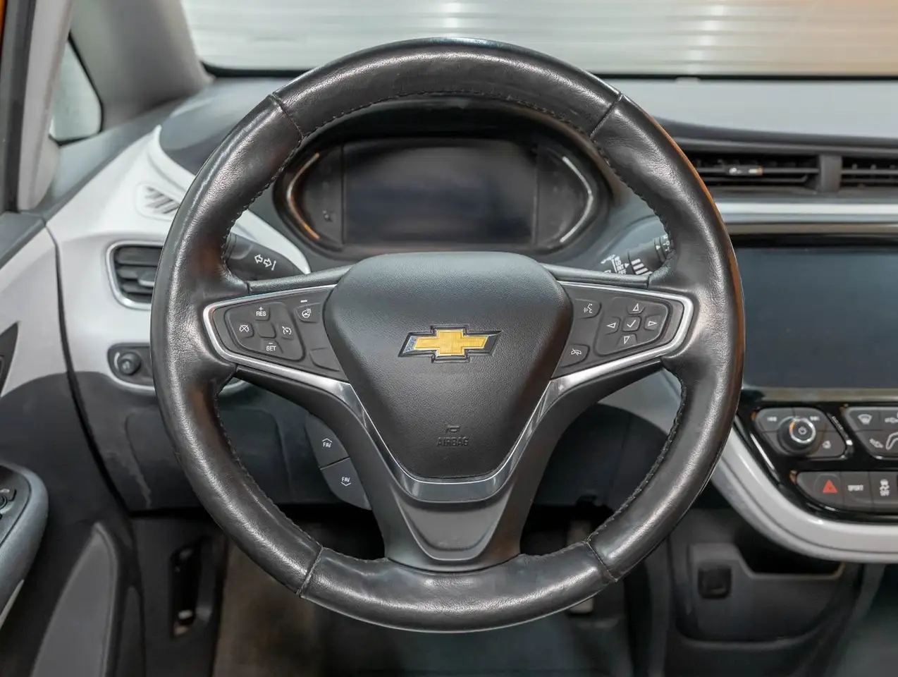 Chevrolet Bolt снимка Chevrolet Bolt