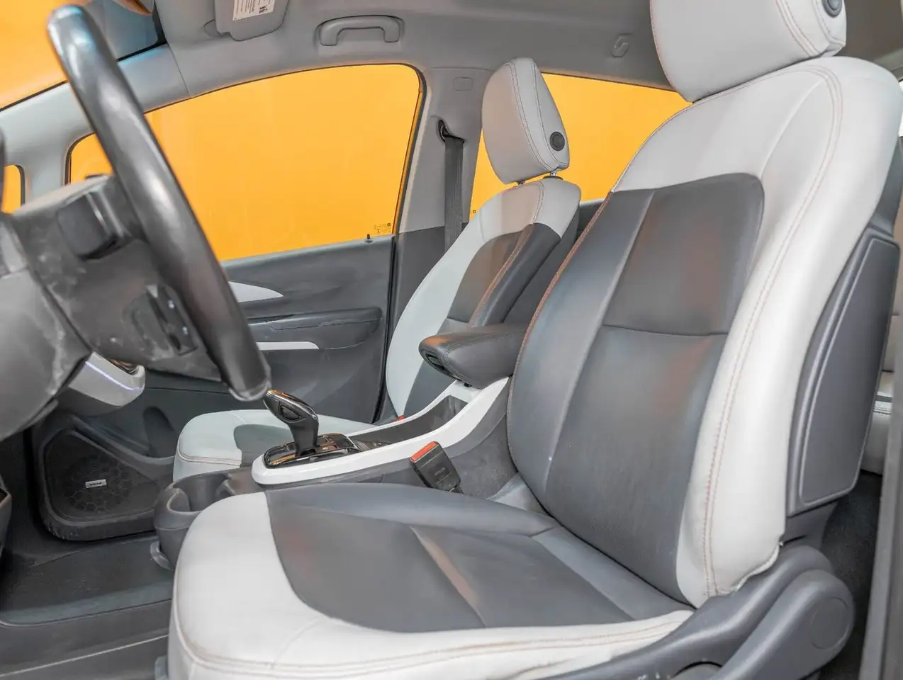 Chevrolet Bolt снимка Chevrolet Bolt