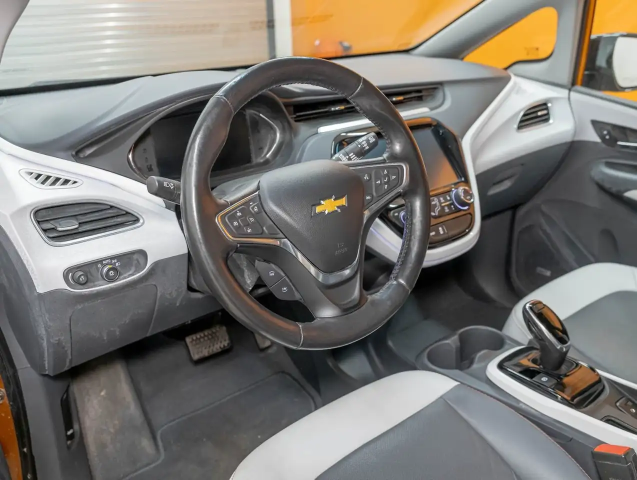 Chevrolet Bolt снимка Chevrolet Bolt