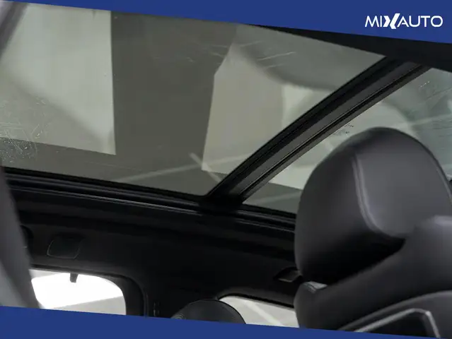 BMW X5 view 19