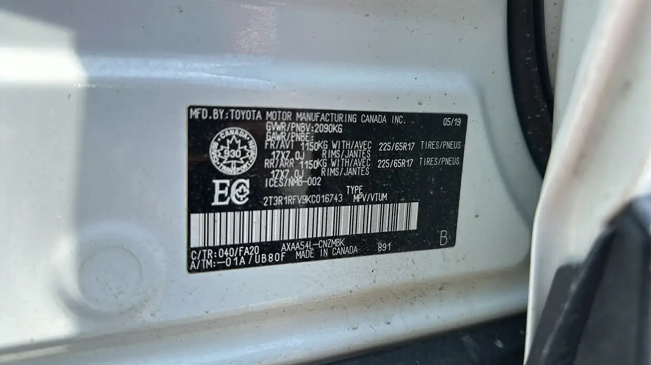 Toyota RAV 4 снимка Toyota RAV 4