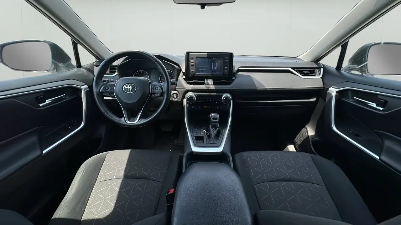 Toyota RAV 4 снимка Toyota RAV 4