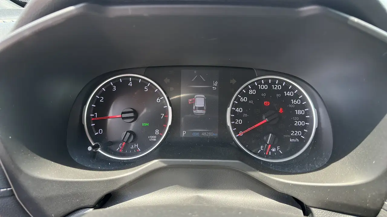 Toyota RAV 4 снимка Toyota RAV 4