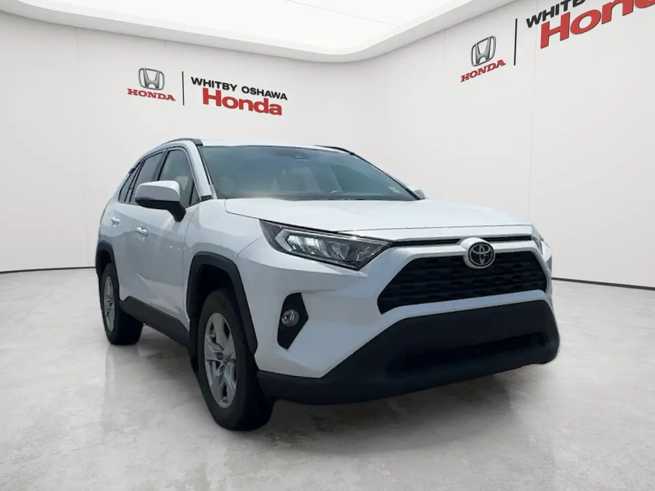 Toyota RAV 4 снимка Toyota RAV 4