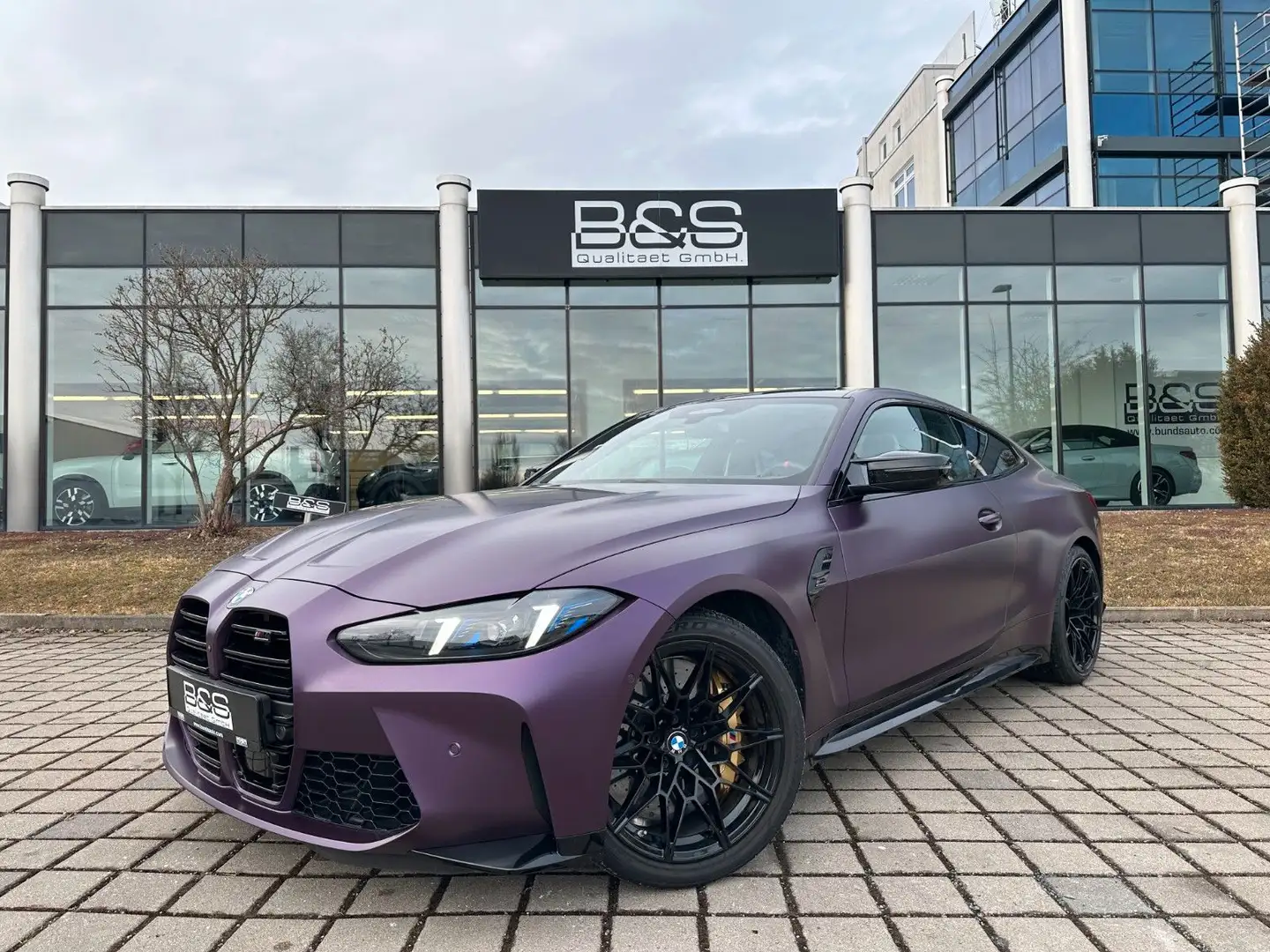 BMW M4 xDrive Comp,Individual,Race Tr.Kermik,VOLL Violett - 1