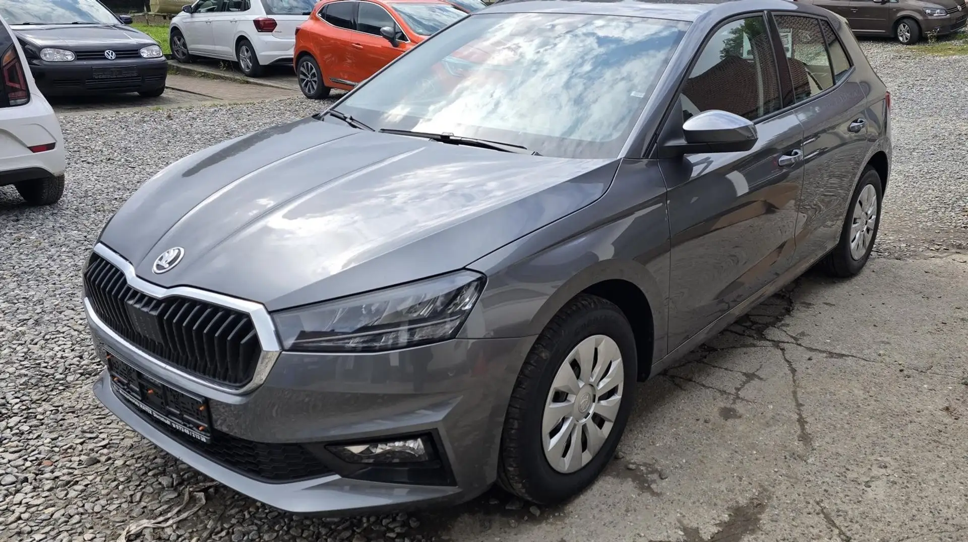 Skoda Fabia 1,0  70 KW (95 PS) TSI Grau - 1