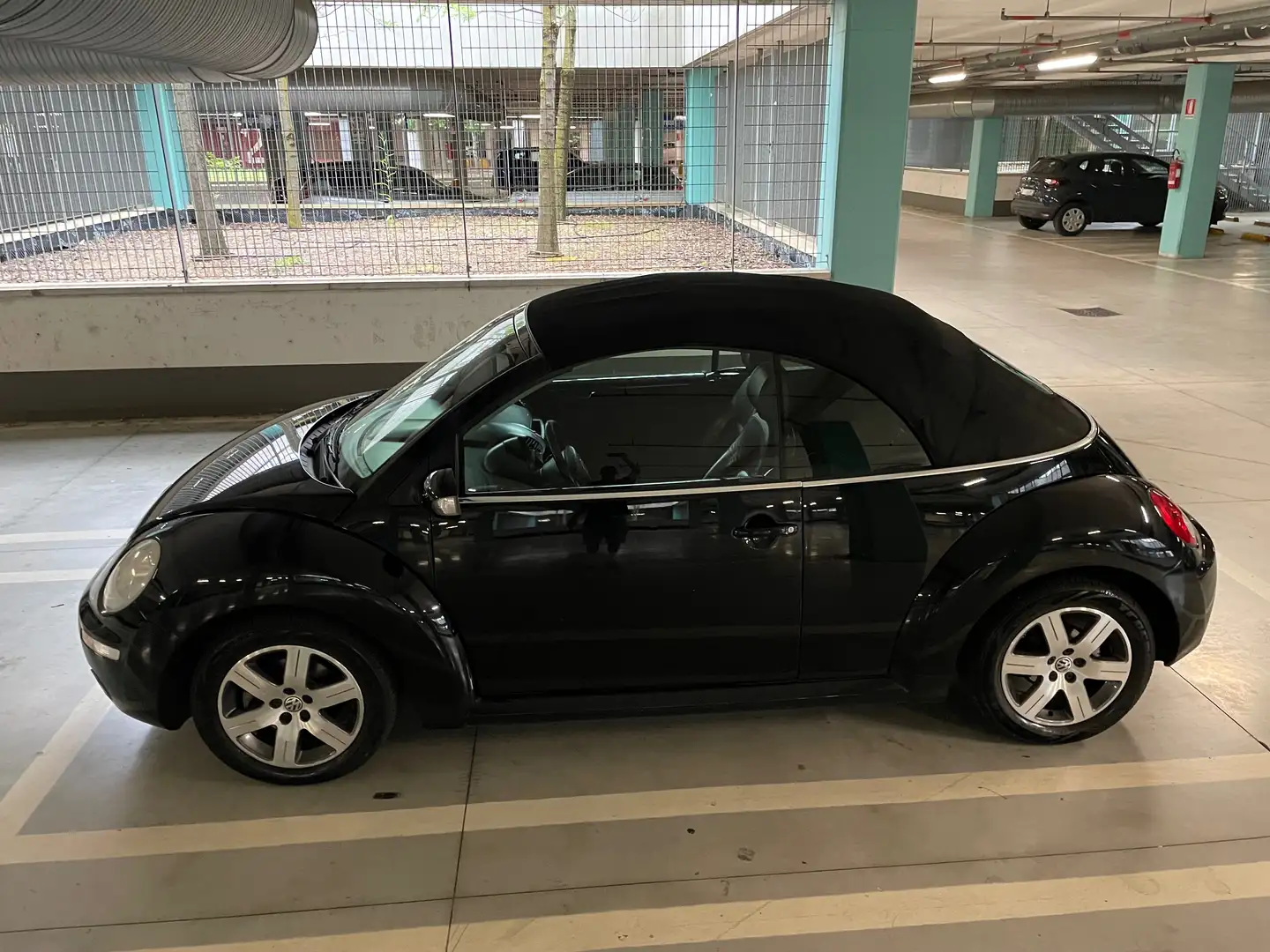 Volkswagen New Beetle New Beetle Cabrio Cabrio 1.9 tdi 105cv Nero - 2