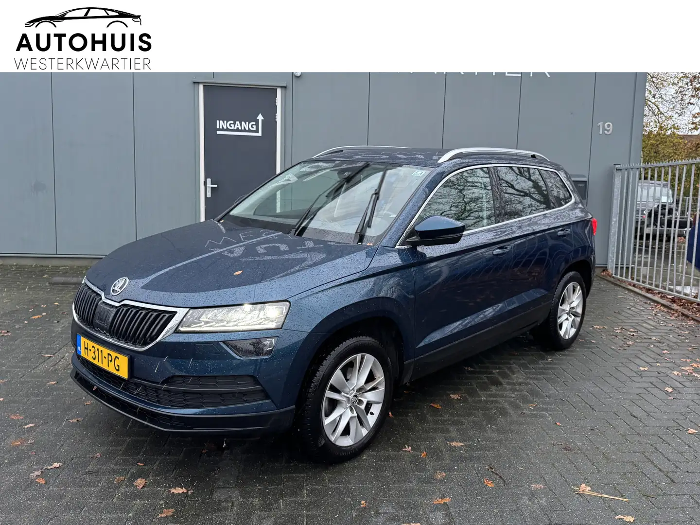 Skoda Karoq 1.0 TSI 115pk H6 Business Edition Navigatie Stoelv Bleu - 1