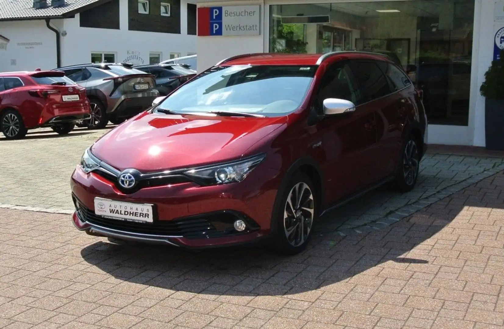 Toyota Auris 1.8 VVT-i Hybrid Automatik Touring Sports Free Sty - 1