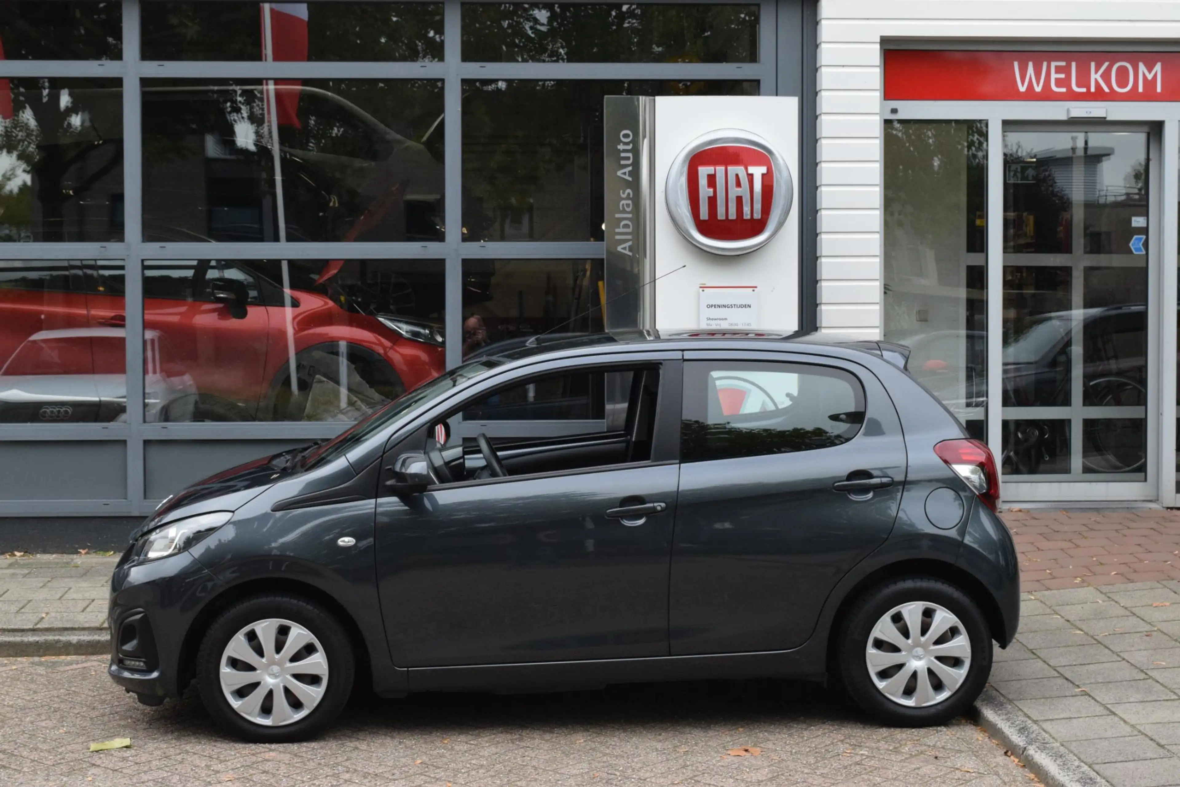 Peugeot 108 1.0 e-VTi Active — photo 2