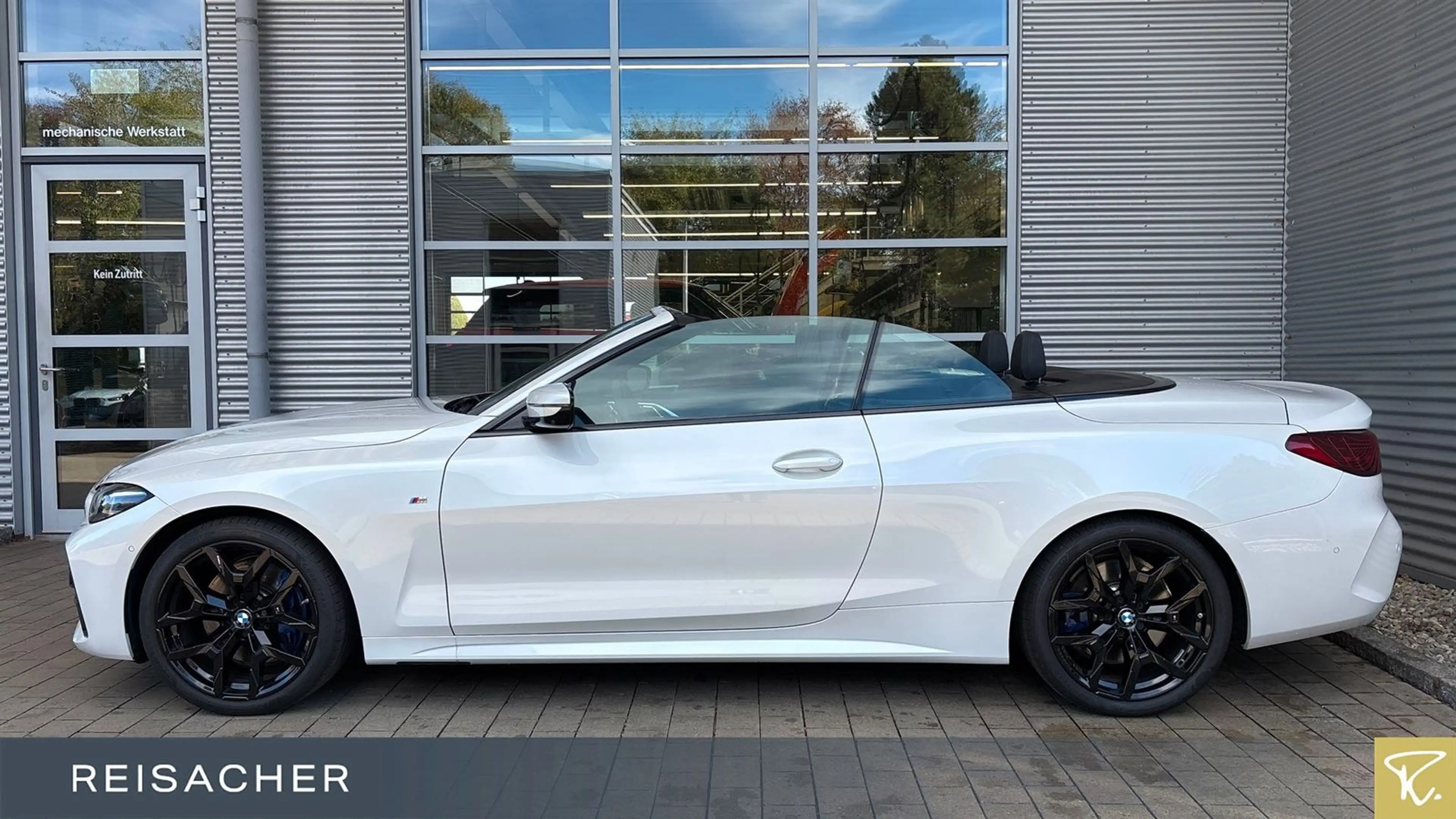 BMW 430 i A xDrive Cabrio M-Sport,AHK,DAProf,Leder,Au — photo 9