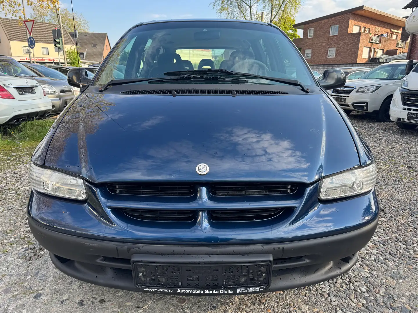 Chrysler Voyager 2.4 LE Behinderten Umbau Rampe Tüv 5.28 Blau - 2