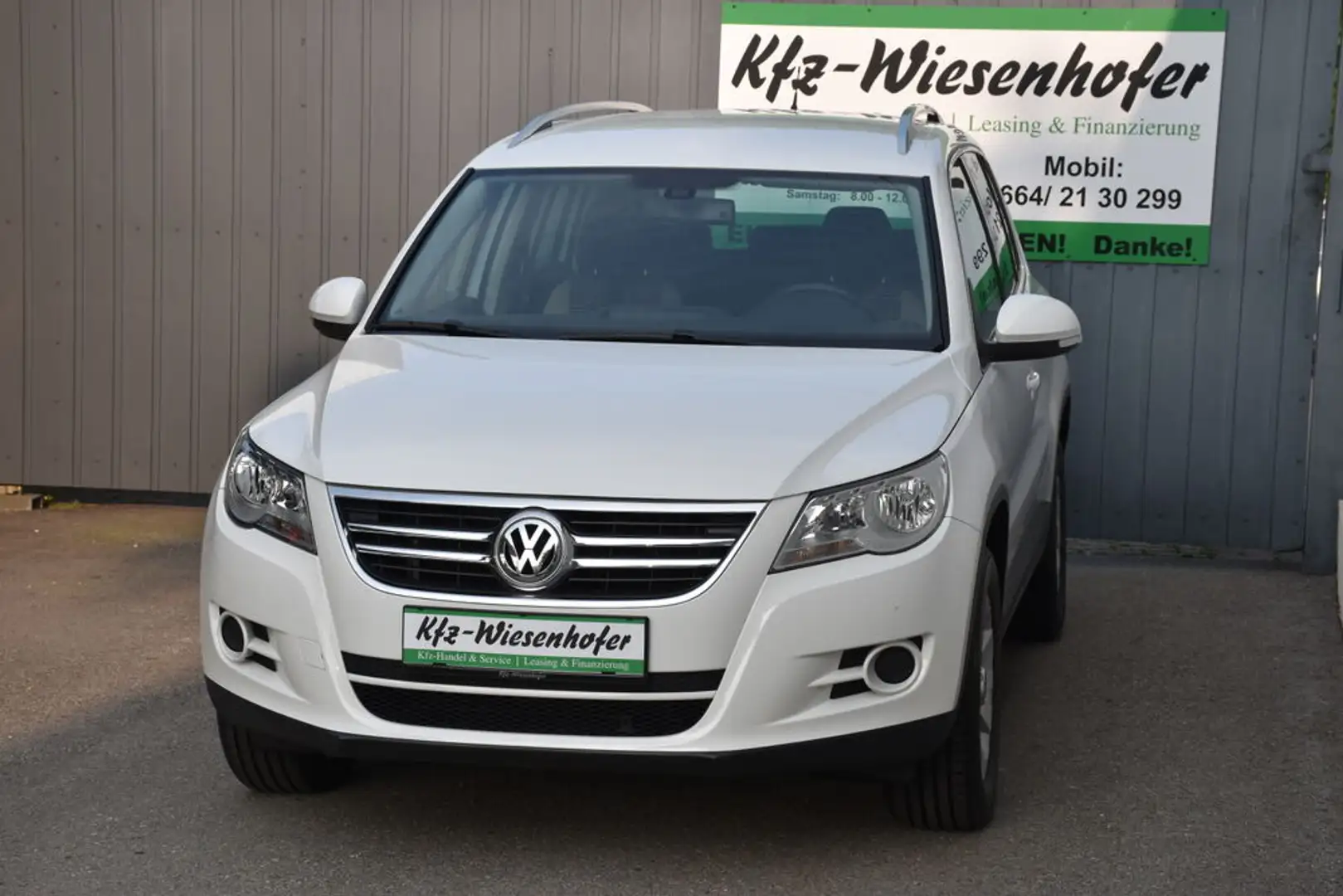 Volkswagen Tiguan Sport & Style 1.4 TSI / Reifen Neu / Wit - 2