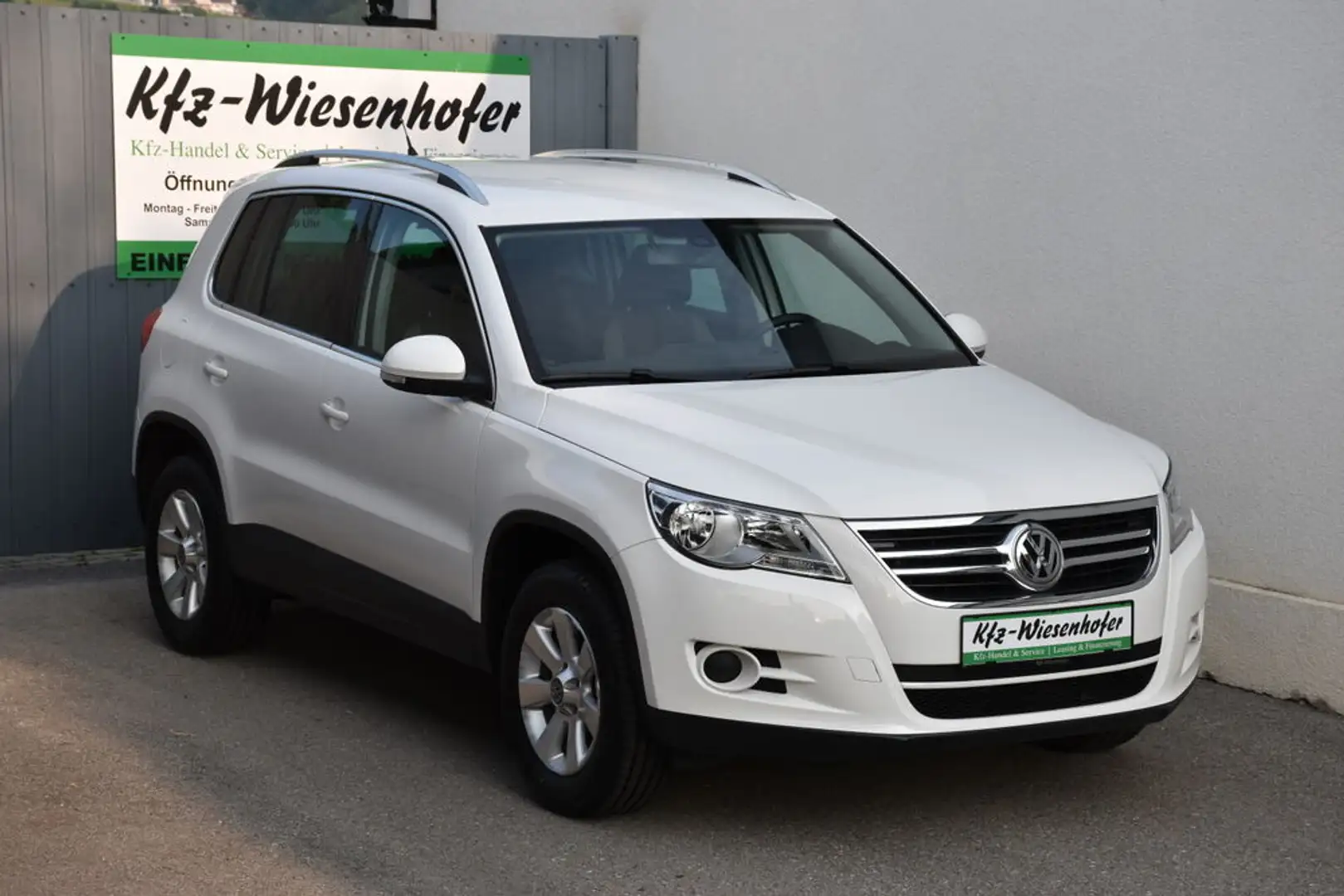 Volkswagen Tiguan Sport & Style 1.4 TSI / Reifen Neu / Weiß - 1