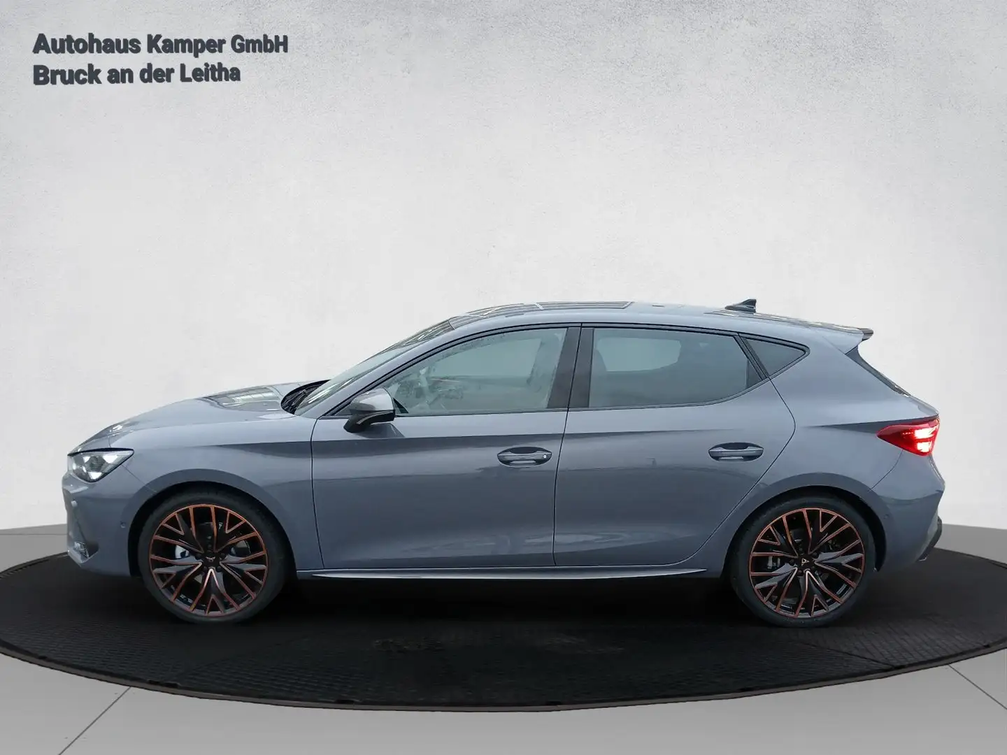 CUPRA Leon 1.5 eTSI DSG 150 PS ACT Gris - 2