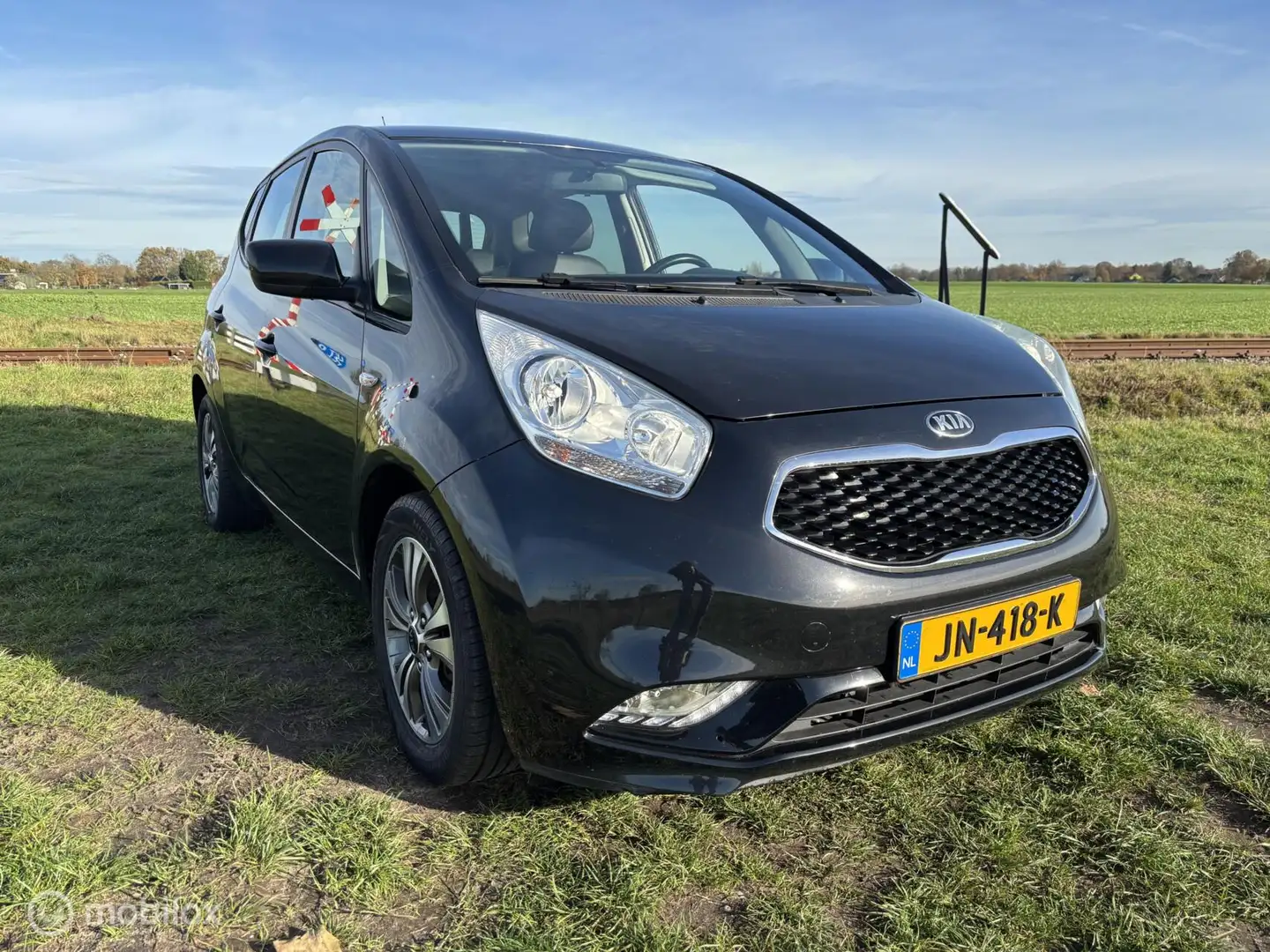 Kia Venga 1.4 CVVT DynamicPLusLine AIRCO CAMERA NAVIGATIE Zwart - 2