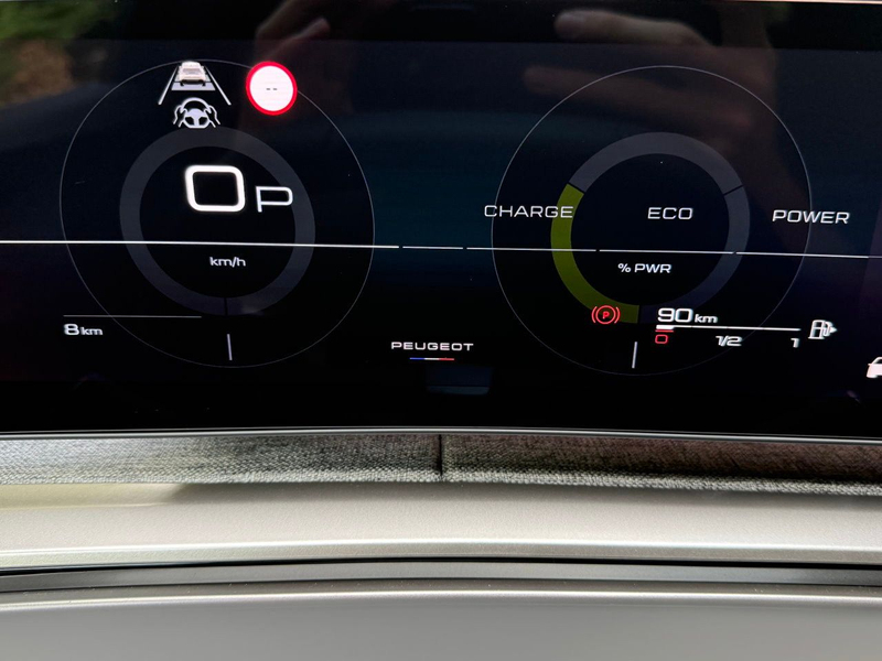 Peugeot 5008 Hybrid 145 GT eDSC6 360°,Panodach,Grip — photo 14