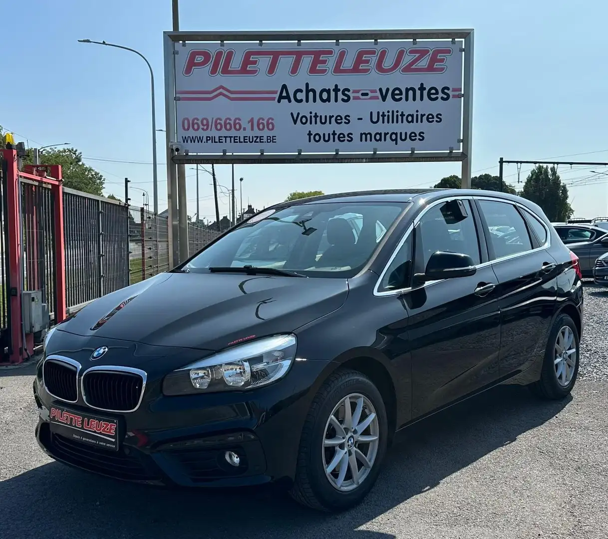 BMW 218 Active Tourer 218iA Noir - 1