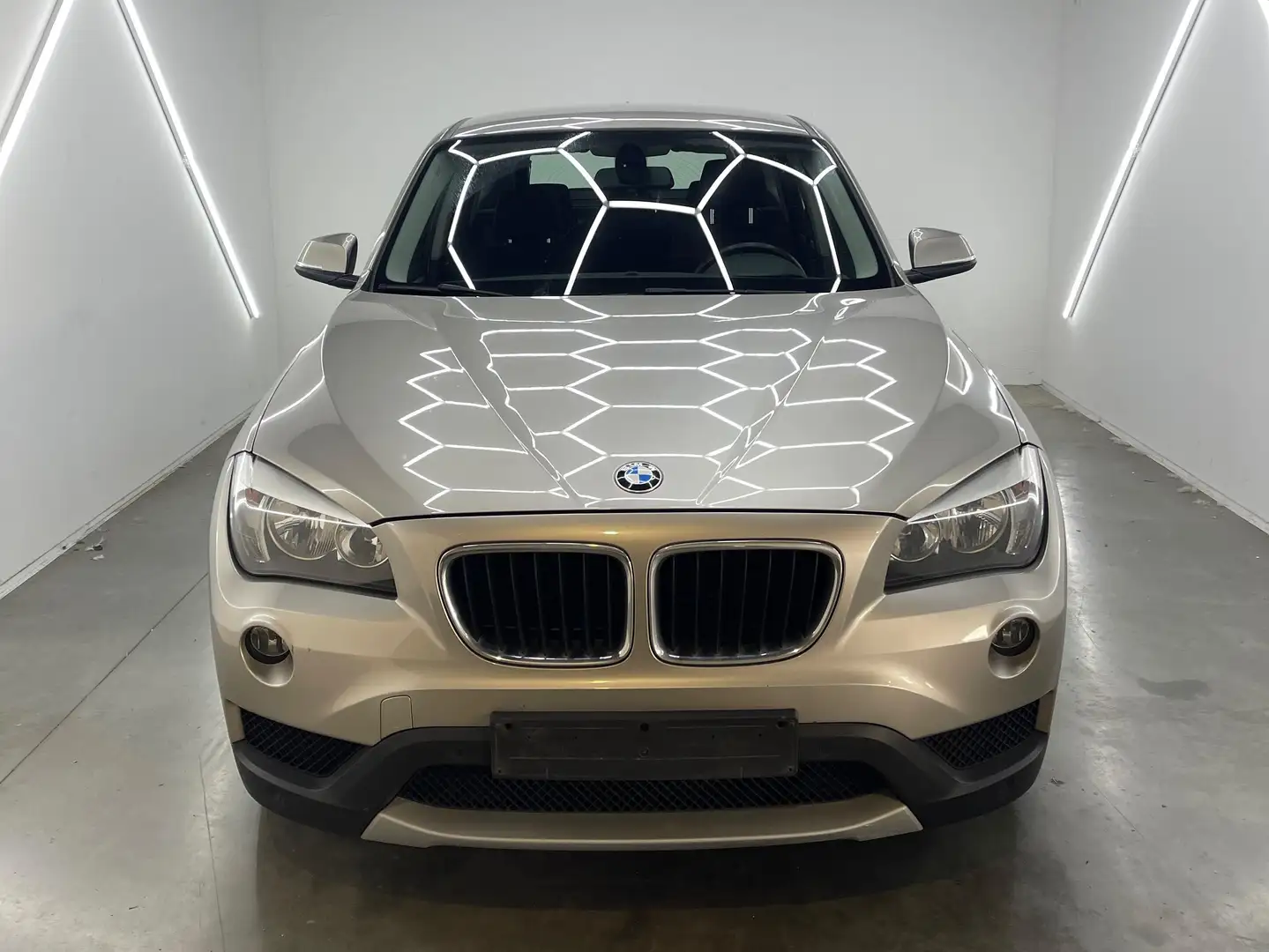 BMW X1 X1 sDrive20i Gris - 2